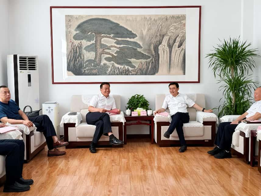 水發(fā)集團(tuán)黨委書記、董事長(zhǎng)劉志國(guó)一行到訪山東水設(shè)